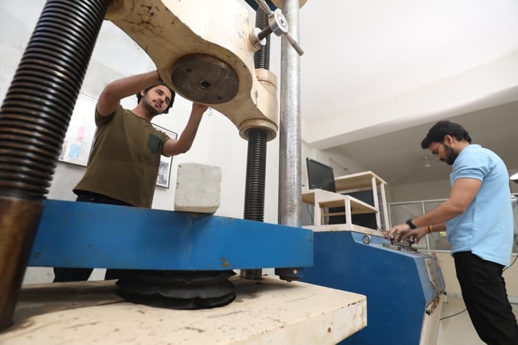 Sri Aurobindo Institute of Technology Indore Labs photo 8